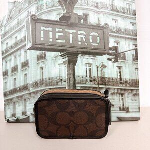 Coach CAB80 Wyatt Crossbody Bag In Blocked Signature Canvas